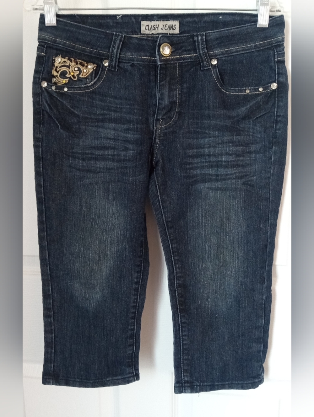 Women's Dark Blue Cropped Embellished Pocket Jeans